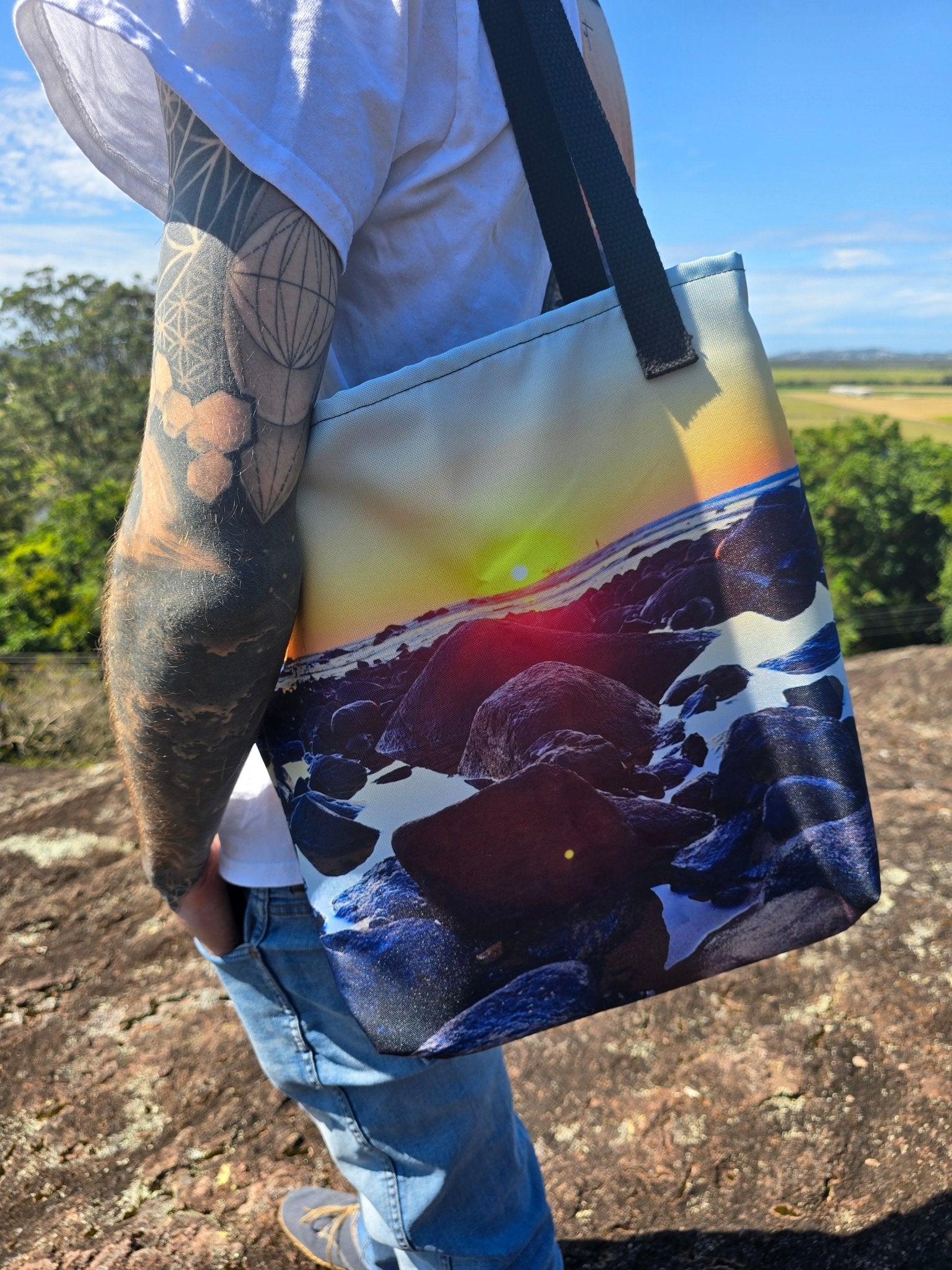 Rocky Glow Tote bag - Geometry From The Sun